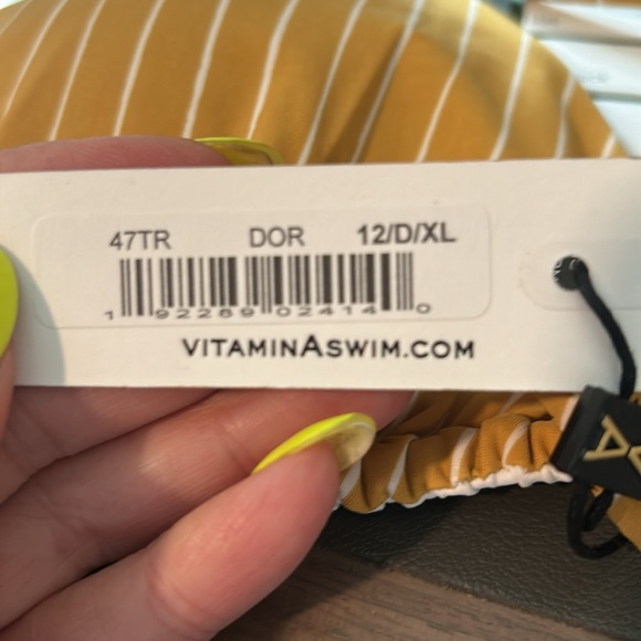 Vitamin A Gia Carmen Bikini Set NWT - Picture 7 of 10